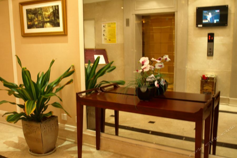 Ladoll Service Apartments Sanghaj Kültér fotó